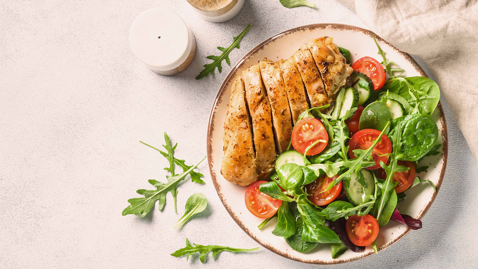 Haehnchen_mit_Salat