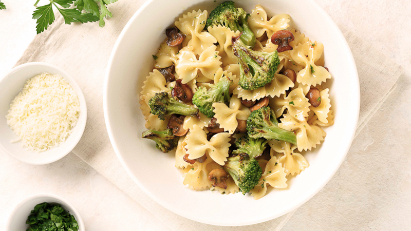 Fussili mit Brokkoli und Parmesan