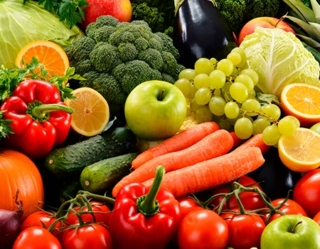 Verschiedene Obst- und Gemüsesorten