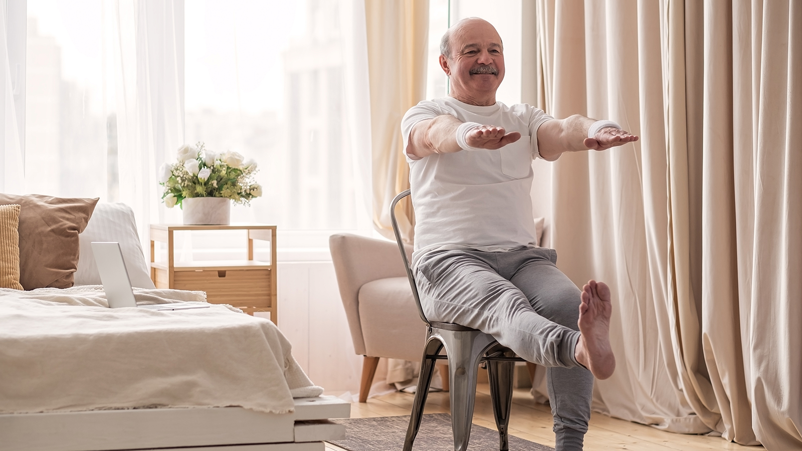 Übungen für Gleichgewicht und gegen Schwindel